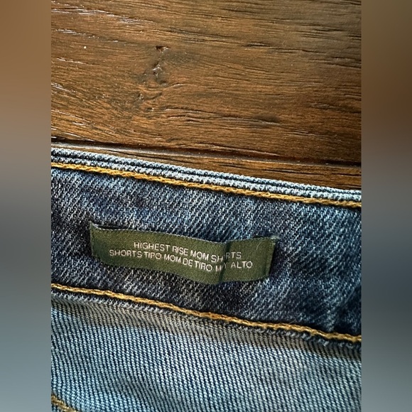 Wild Fable “ highest mom rise” Jeans - size 6 - Picture 2 of 4